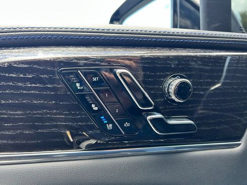 Used 2025 Cadillac Escalade IQ Sport 1 AWD/4WD image 60