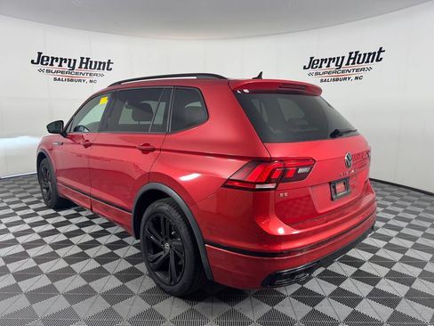Used 2024 Volkswagen Tiguan SE R-Line FWD image 9