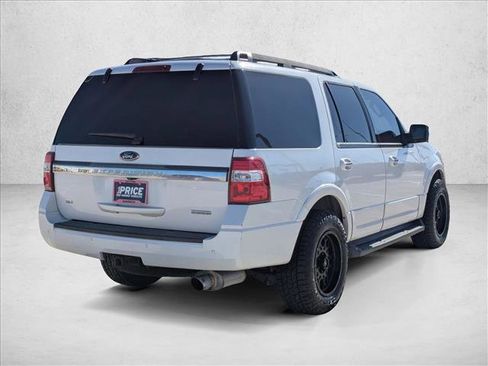 Used 2016 Ford Expedition XLT w/ Equipment Group 202A image 5
