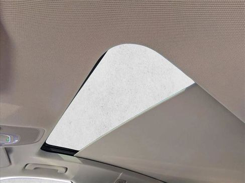 Used 2022 Audi Q5 2.0T Premium Plus image 12