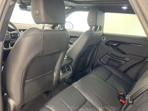 Used 2025 Land Rover Range Rover Evoque S image 20