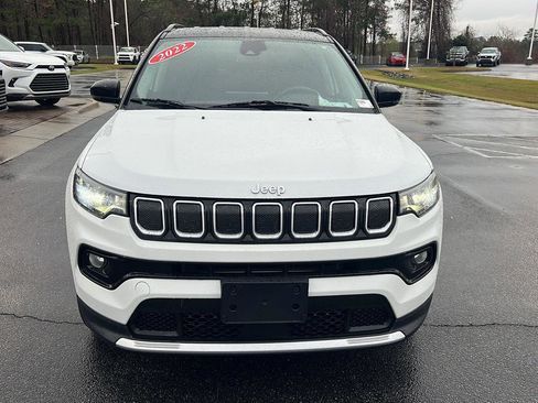 Used 2022 Jeep Compass Limited AWD/4WD image 9