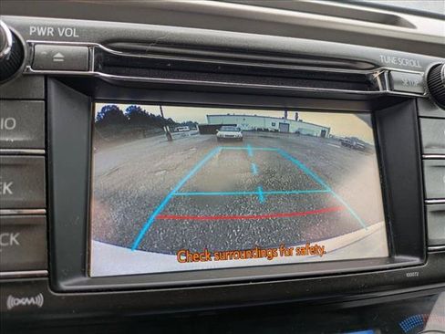 Used 2013 Toyota RAV4 Limited AWD/4WD image 13