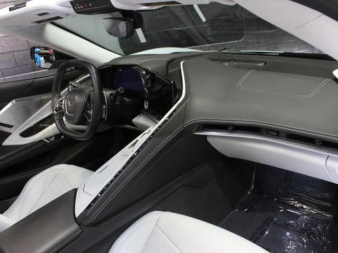 Used 2020 Chevrolet Corvette Stingray Premium Cpe w/ 3LT Preferred Equipment Group image 51