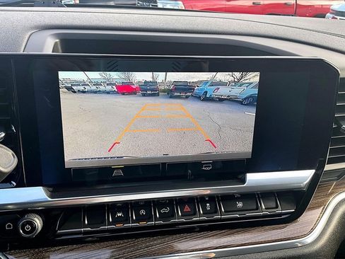 Used 2023 Chevrolet Silverado 1500 LT image 22