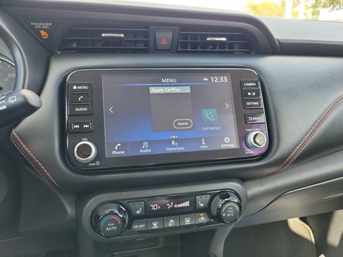 Used 2023 Nissan Kicks SR w/ SR Premium Package image 19