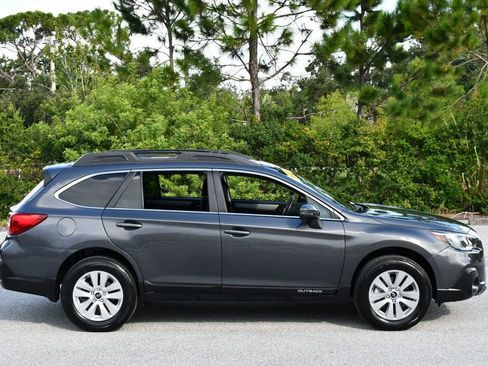 Used 2019 Subaru Outback 2.5i Premium w/ Popular Package #2 image 7