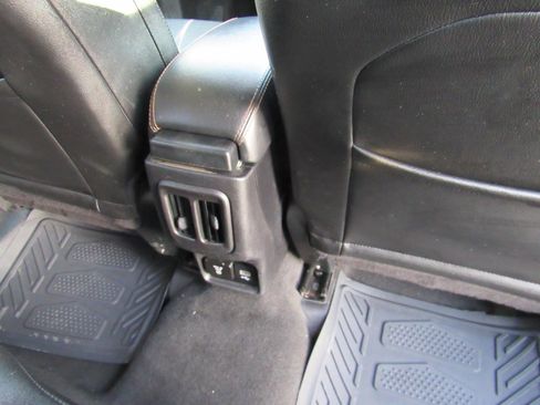 Used 2021 Jeep Compass Limited w/ Sun and Sound Group image 39