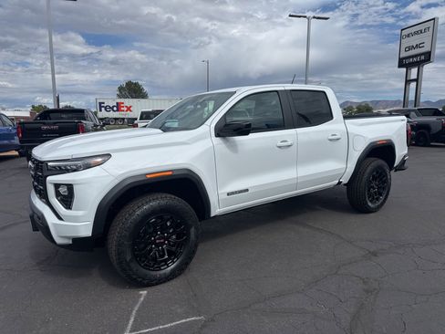 New 2026 GMC Canyon Elevation w/ Convenience Package image 3