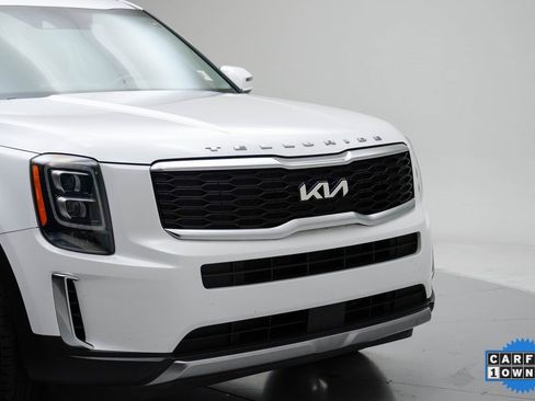 Used 2022 Kia Telluride EX w/ EX Premium Package image 24