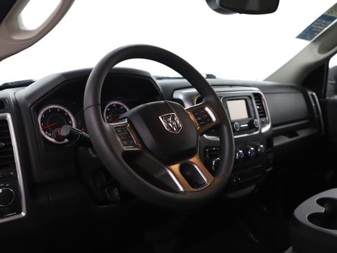 Used 2022 RAM 1500 Classic SLT w/ Protection Group AWD/4WD image 18