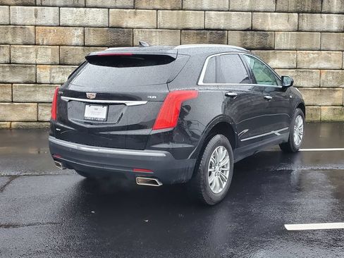 Used 2017 Cadillac XT5 Luxury w/ Driver Awareness Package AWD/4WD image 5