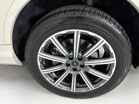 Used 2023 Audi Q7 2.0T Premium Plus w/ Premium Plus Package image 31