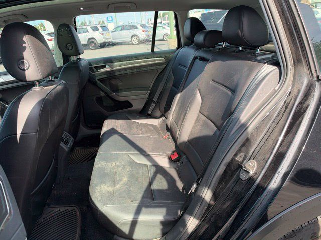 Used 2017 Volkswagen Golf Alltrack SE AWD/4WD image 11