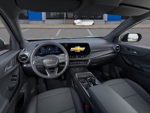 New 2026 Chevrolet Equinox LT w/ Convenience Package II image 15