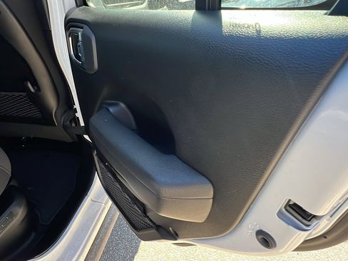 Used 2025 Jeep Wrangler Unlimited Rubicon 4xe w/ Convenience Group image 20