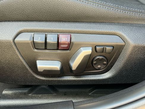 Used 2017 BMW 330e image 30