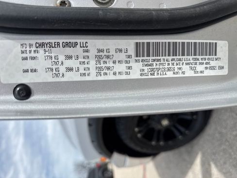 Used 2012 RAM 1500 Classic SLT image 28