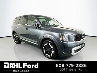 Used 2023 Kia Telluride EX video 1