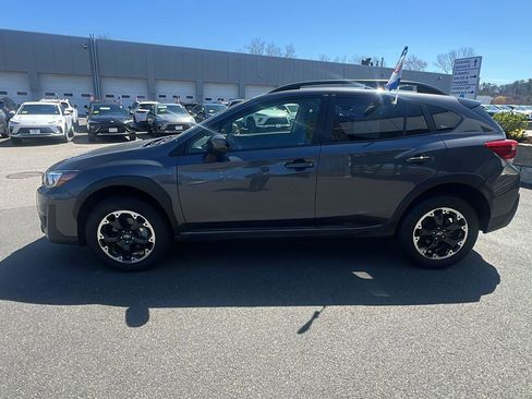 Used 2023 Subaru Crosstrek 2.0i Premium image 4