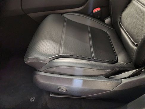 Used 2023 Mercedes-Benz GLC 300 GLC 300 image 24