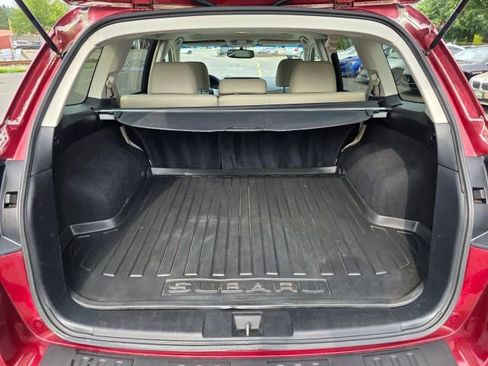 Used 2011 Subaru Outback 3.6R Limited w/ PWR Moonroof Pkg image 36