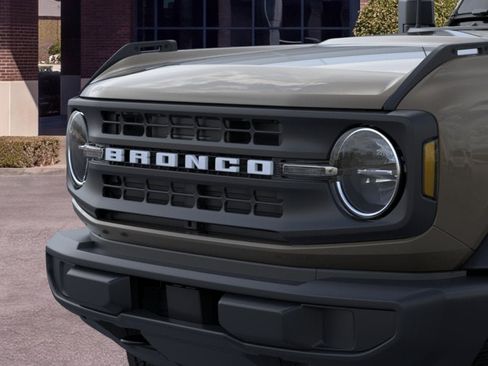 New 2026 Ford Bronco 2-Door AWD/4WD image 19