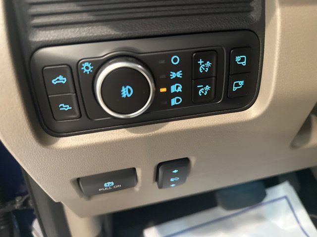 New 2026 Ford F350 Platinum w/ Platinum Plus Package AWD/4WD image 11