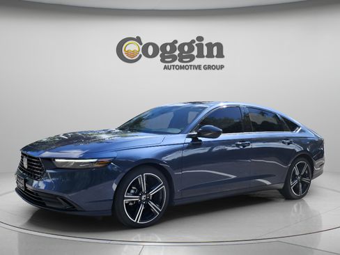 Used 2026 Honda Accord SE image 2