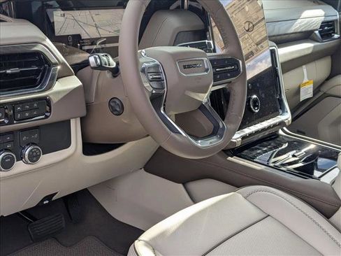 New 2026 GMC Yukon XL Denali image 3