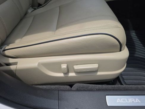 Used 2018 Acura TLX V6 w/ Technology Package FWD image 36