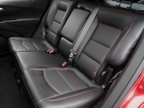 Used 2023 Chevrolet Equinox RS w/ RS Leather Package FWD image 22