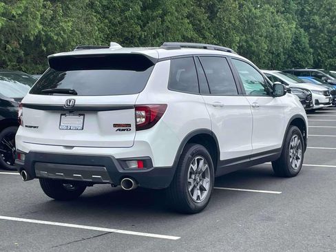 Certified 2023 Honda Passport TrailSport image 5