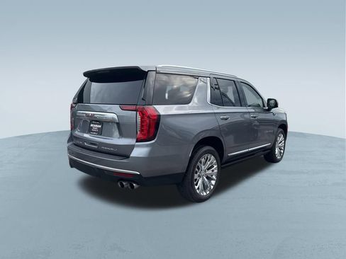 Used 2021 GMC Yukon Denali w/ Denali Premium Package AWD/4WD image 8