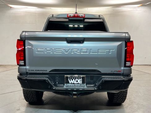 Used 2026 Chevrolet Colorado ZR2 w/ Technology Package AWD/4WD image 5