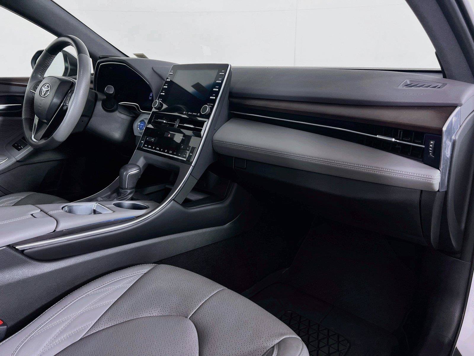 Used 2021 Toyota Avalon Limited w/ Advanced Safety Package FWD image 27