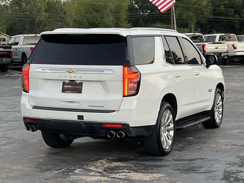 Used 2021 Chevrolet Tahoe Premier w/ Premium Package RWD image 13