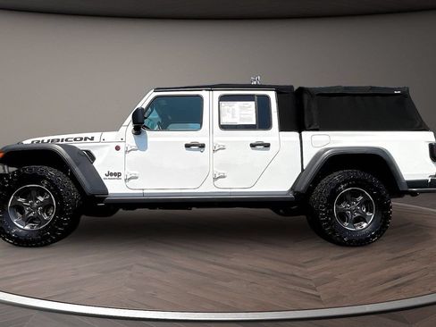 Used 2020 Jeep Gladiator Rubicon w/ Trailer Tow Package AWD/4WD image 7