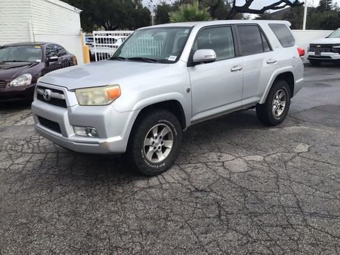Used 2010 Toyota 4Runner SR5 image 2