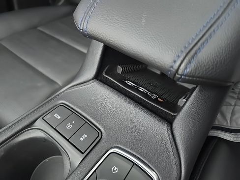 Used 2024 Cadillac XT4 Sport image 19