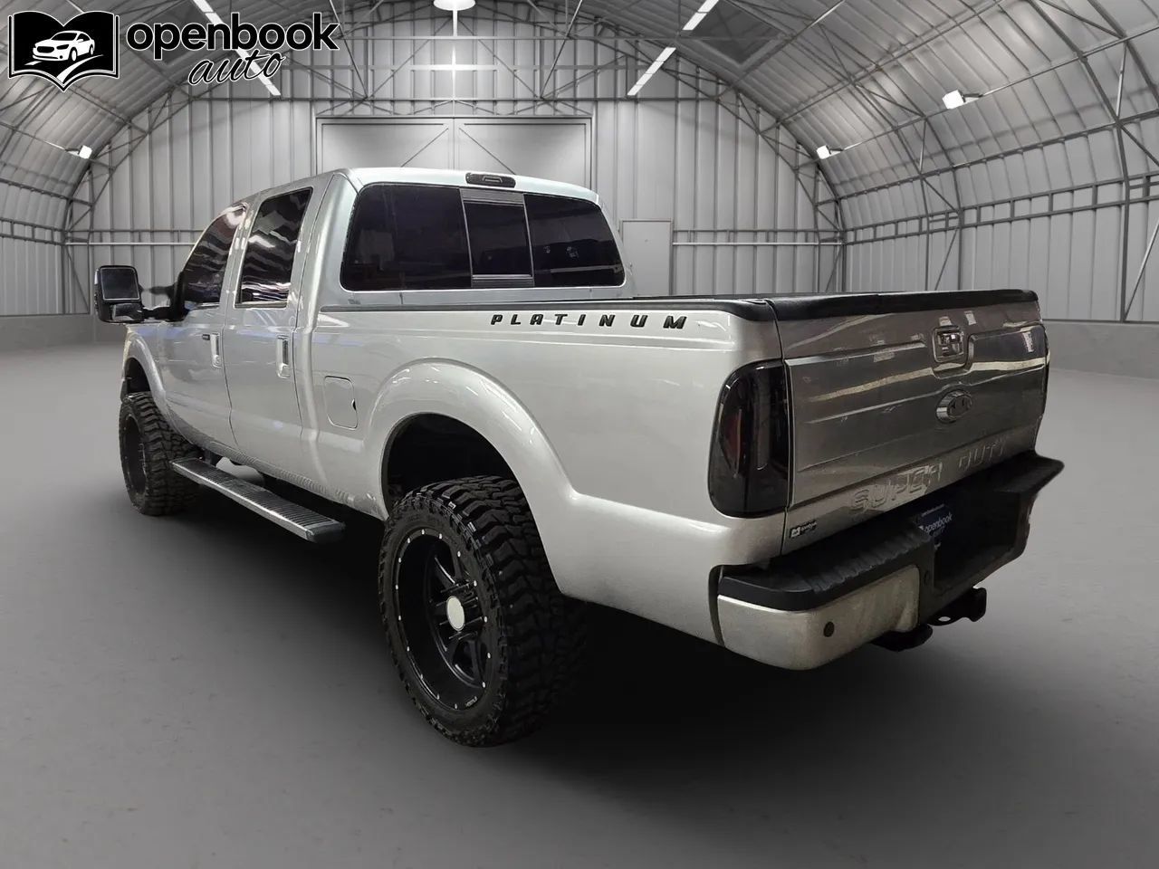 Used 2016 Ford F250 Platinum w/ FX4 Off-Road Package AWD/4WD image 7