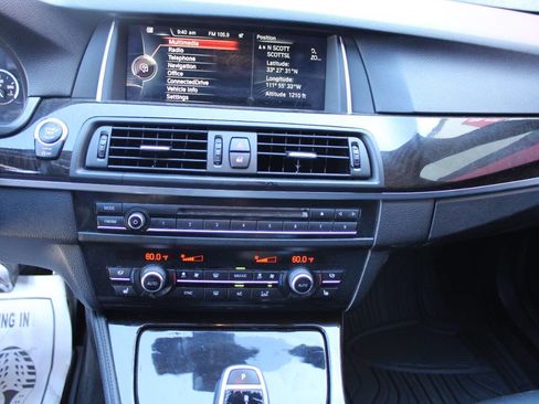 Used 2016 BMW 528i Sedan RWD image 21