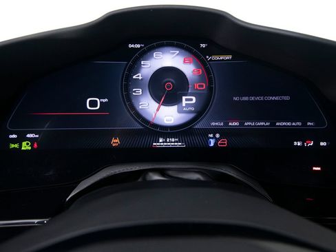 Used 2025 Ferrari Purosangue AWD/4WD image 15