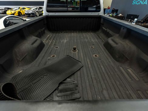 Used 2016 Ford F450 Lariat w/ Lariat Ultimate Package AWD/4WD image 8