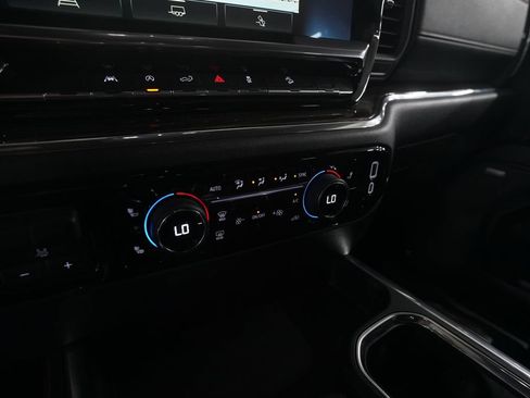 Used 2023 Chevrolet Silverado 1500 LT Trail Boss w/ Convenience Package II AWD/4WD image 30