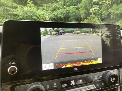 Certified 2024 Toyota Grand Highlander AWD image 15