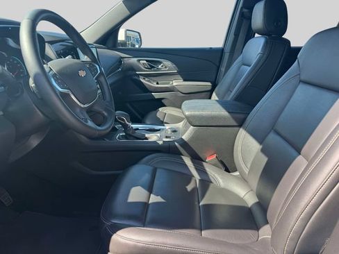 Used 2023 Chevrolet Traverse LT AWD/4WD image 20