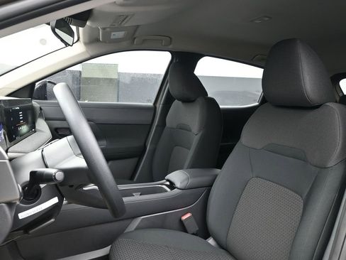 New 2026 Nissan Kicks S image 11