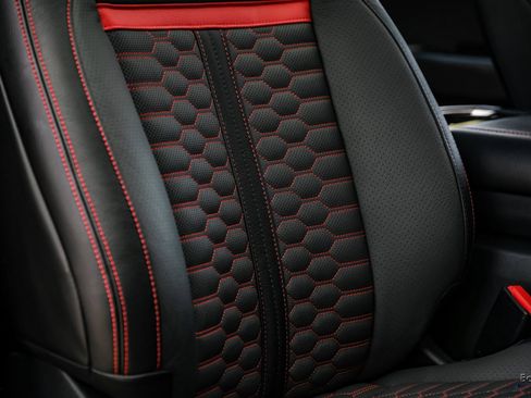 Used 2022 Ford F150 Lariat w/ Equipment Group 502A High image 52