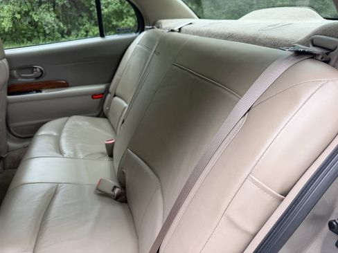 Used 2001 Buick Le Sabre Custom w/ Luxury Pkg FWD image 12